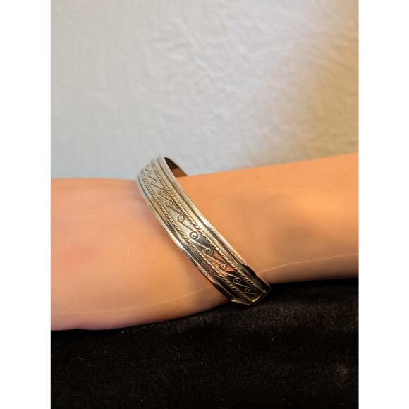 MMA BMCO 925 Sterling Silver Panther Ends Cuff Bracelet - Picture 10 of 10